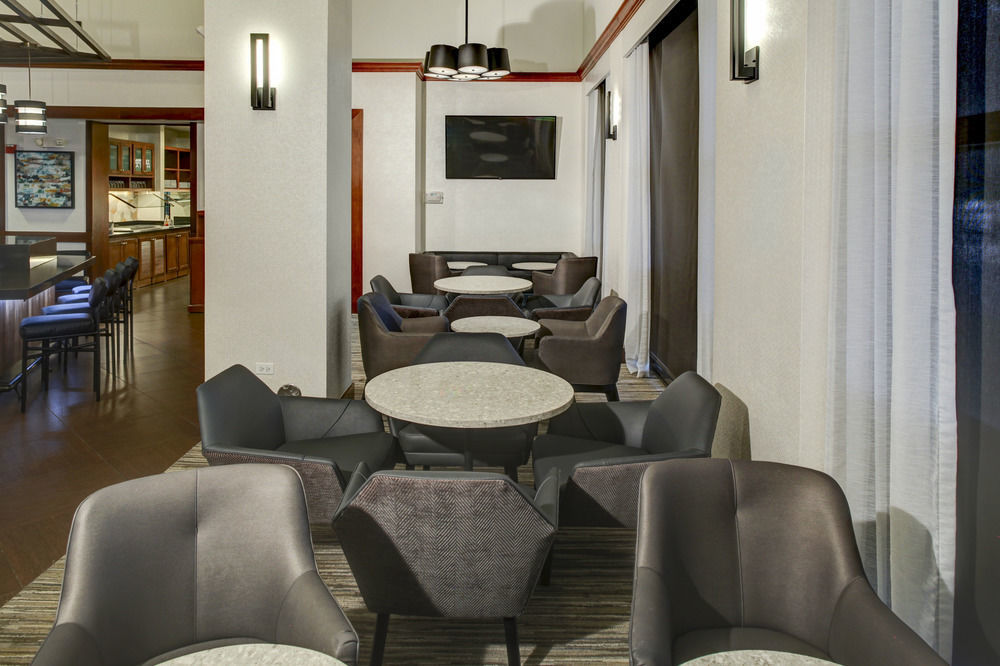 Hotel Hyatt Place Richmond Arboretum 3*
